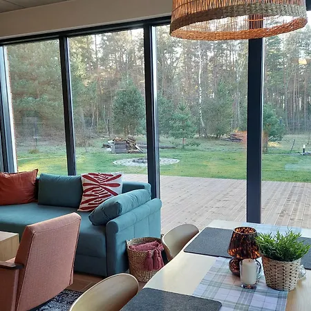 Beztroskie Barwiny Nad Jeziorem Wulpinskim Na Warmii * Gietrzwałd