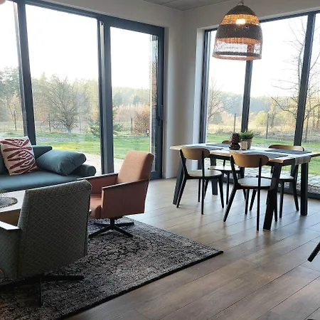 Beztroskie Barwiny Nad Jeziorem Wulpinskim Na Warmii * Gietrzwałd