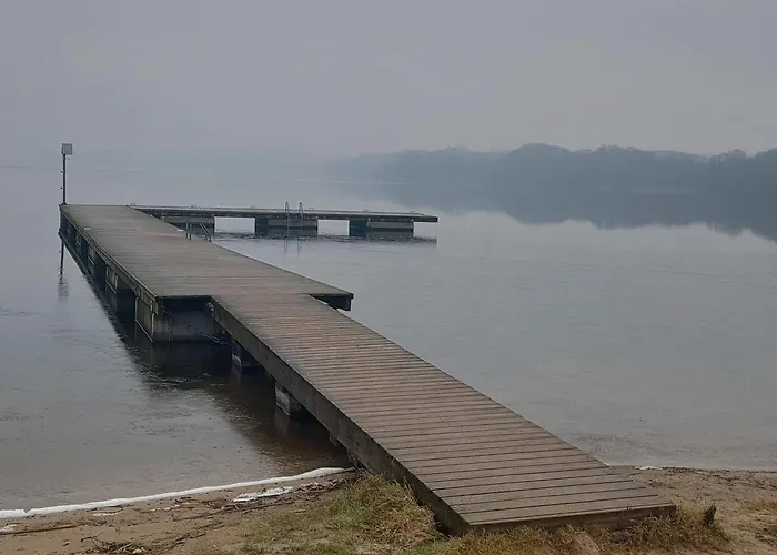 Beztroskie Barwiny Nad Jeziorem Wulpinskim Na Warmii * Gietrzwald